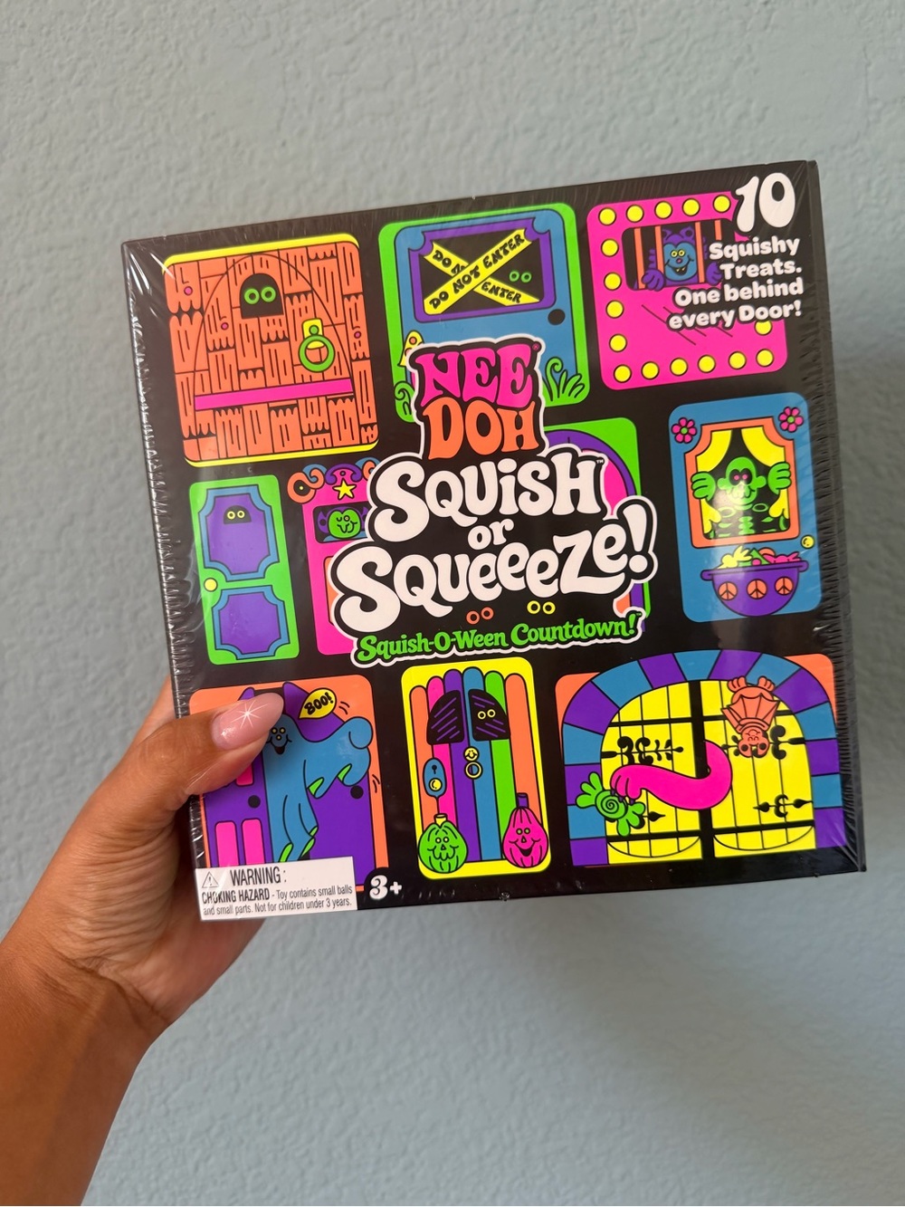 NeeDoh Squish or Squeeze! Squish-O-Ween Countdown - Neon Multicolor